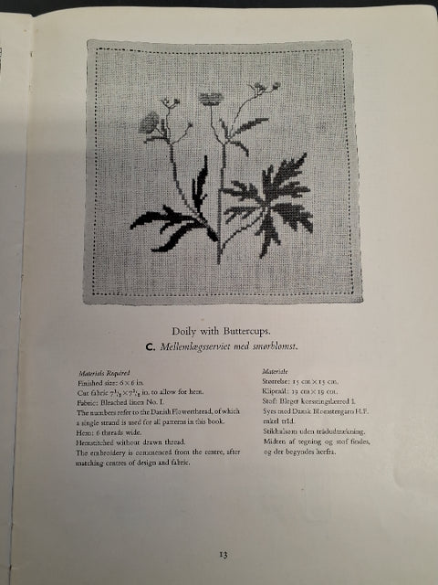 Cross Stitch Embroidery 1 - Korsstingsarbejder